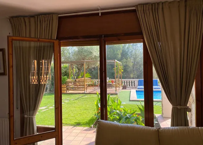 Allyson Oda ve Kahvaltı 3*