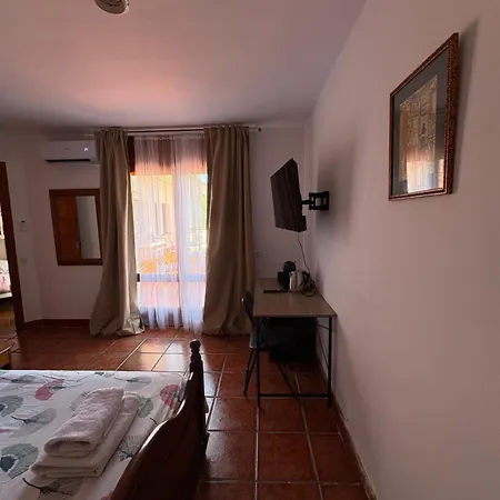 Bed & Breakfast Allyson Boutique Lloret de Mar