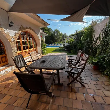 Allyson B&B 료렛 드 마르