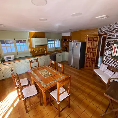 Allyson B&B 료렛 드 마르