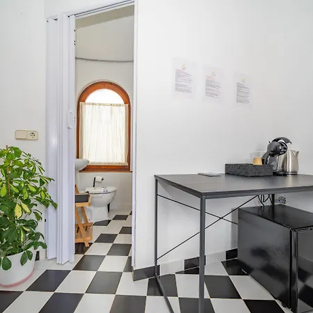 Allyson Boutique Nocleg ze śniadaniem 4*