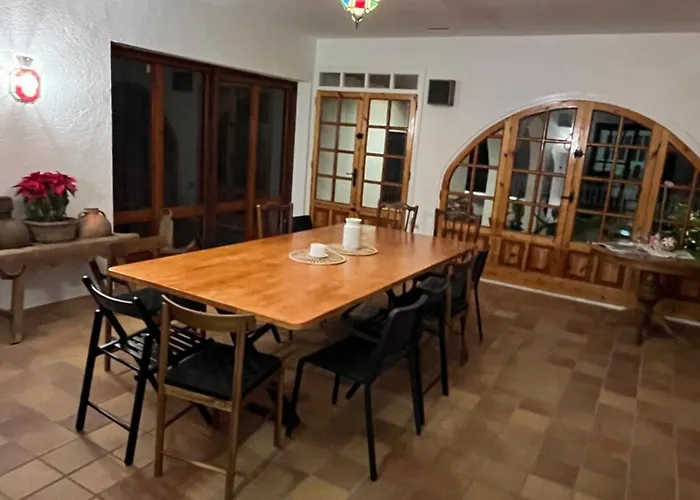 Allyson Nocleg ze śniadaniem 3*