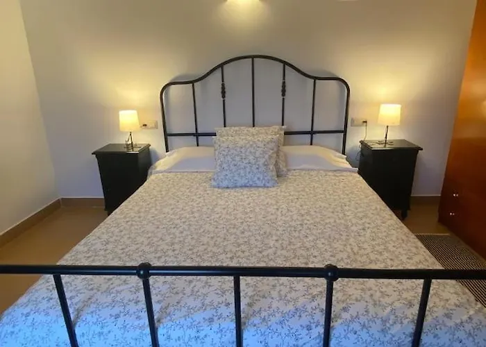 Allyson Nocleg ze śniadaniem 3*